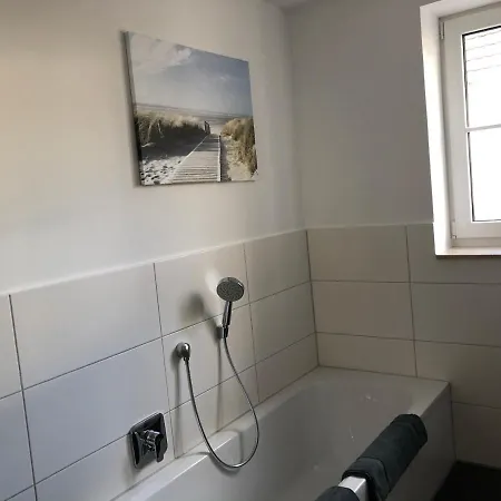 Appartement Moderne Ferienwohnung Maria Legoland 70M2 & Moderne Monteurzimmer 80M2 - 2-12 Gaeste